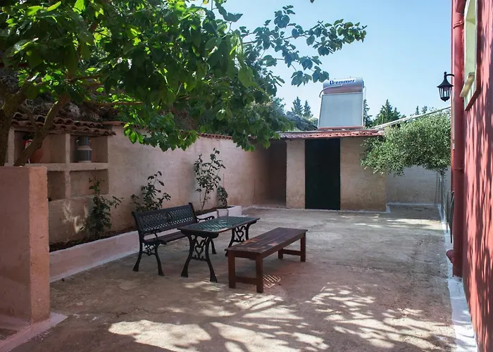 Sunrise Sanctuary Tatil Evi Mandoukata