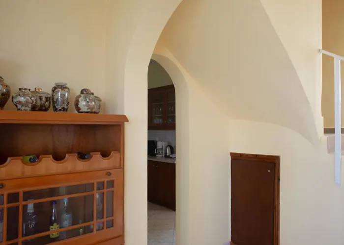 Sunrise Sanctuary Tatil Evi Mandoukata