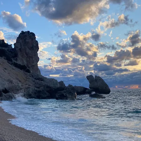 Prázdninový dům Sunrise Sanctuary Mandoukata