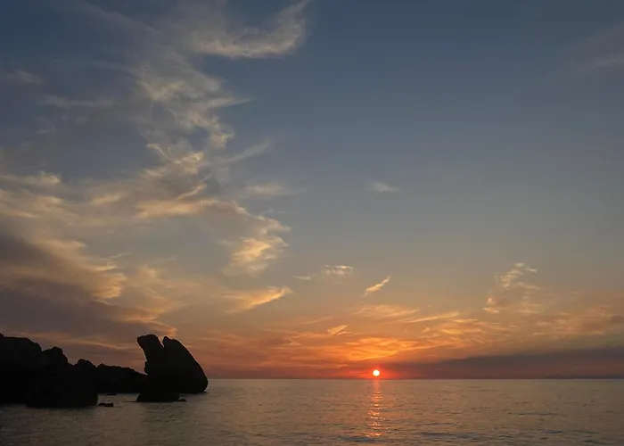 Holiday home Sunrise Sanctuary Mandoukata